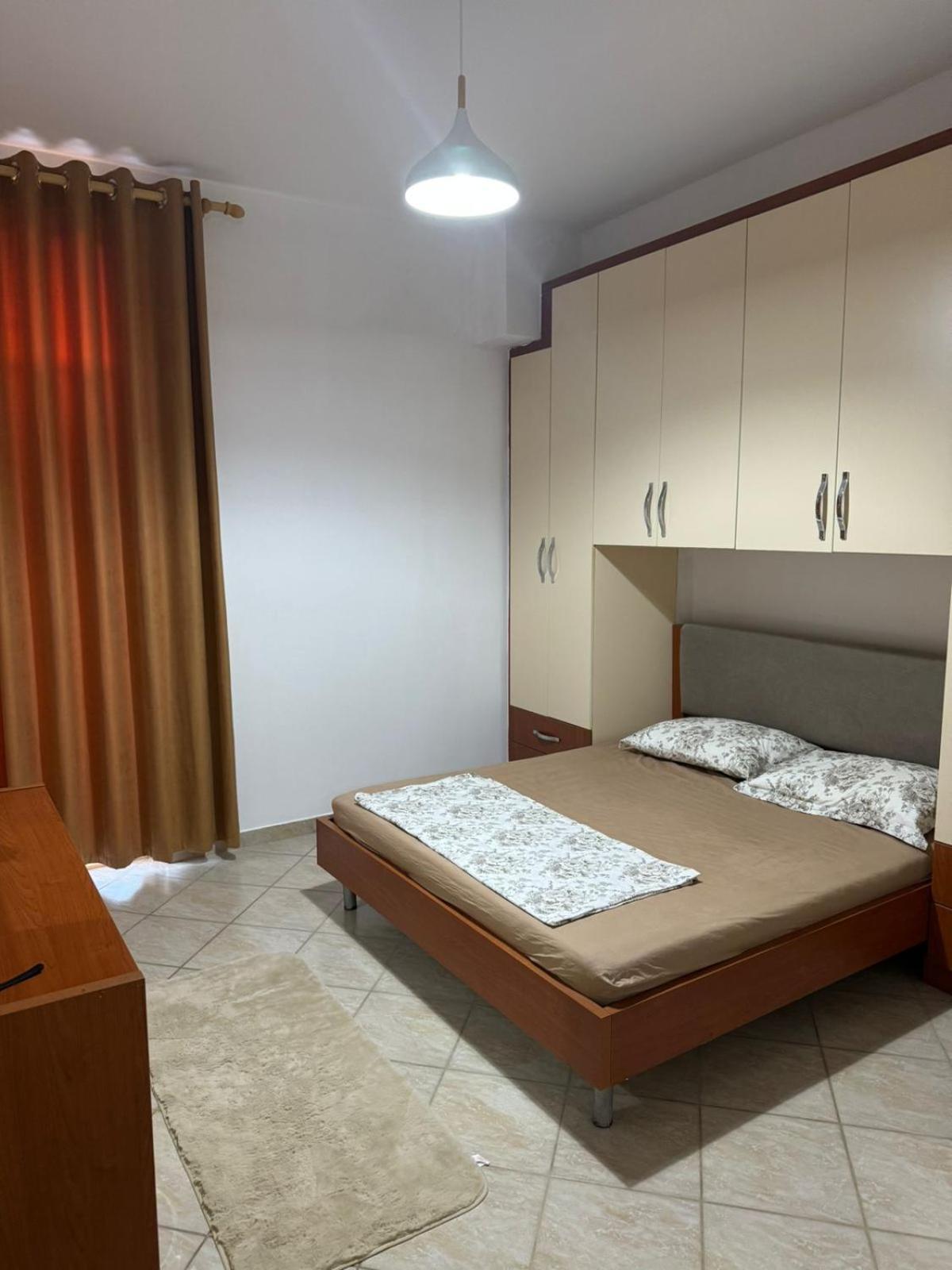 For Daily Rent * Wlora